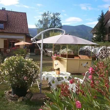 Frühstückspension D'hote La Chatelaine 3*