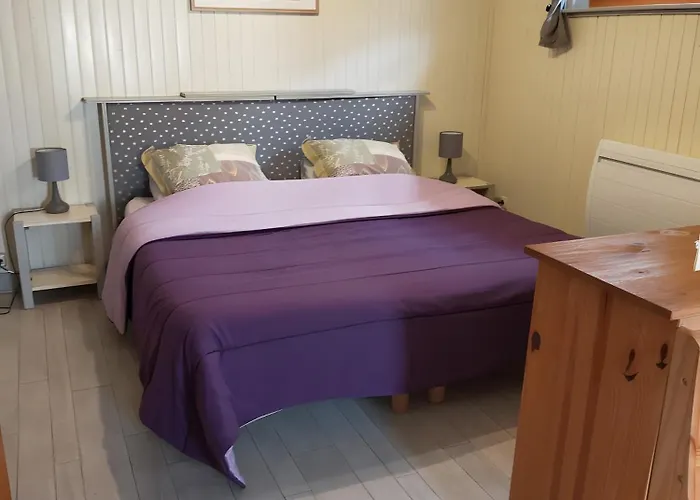 Couette-café D'hôte La Châtelaine 3*